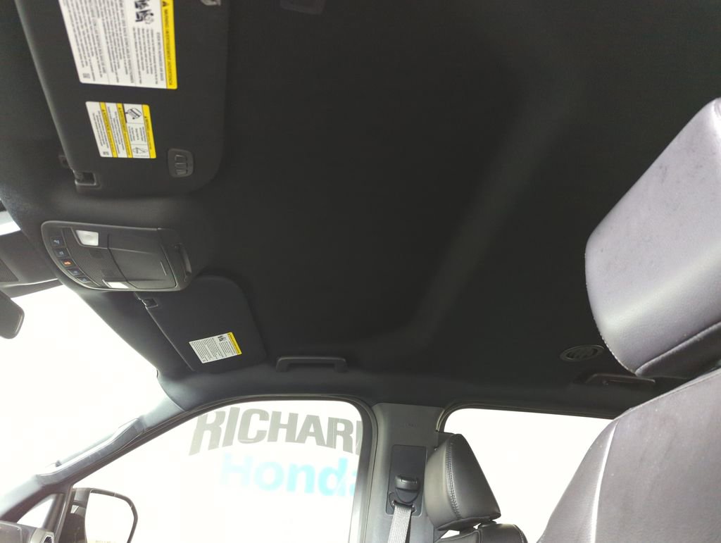 Used 2021 Ford Expedition XLT image 16