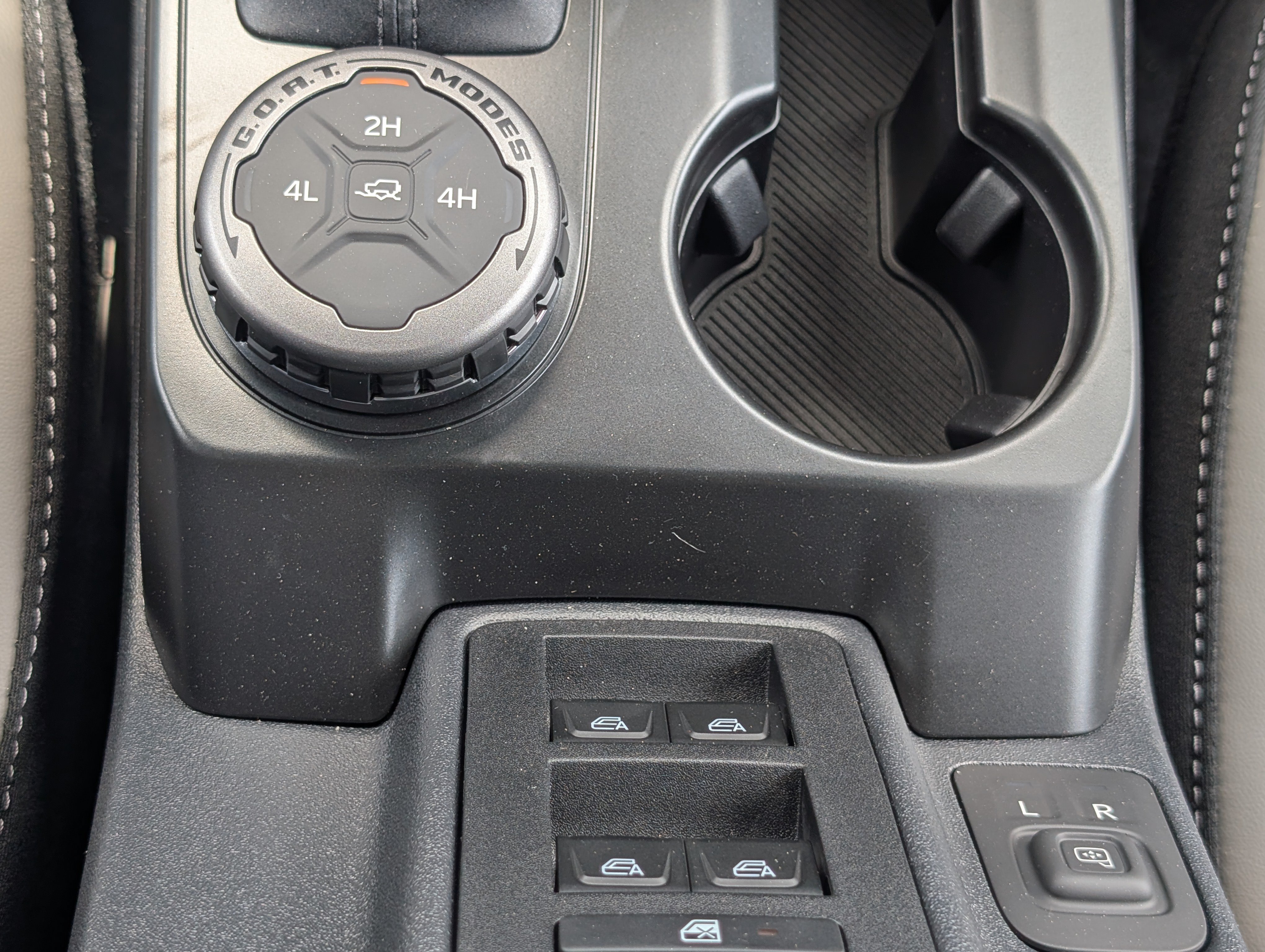 New 2026 Ford Bronco Outer Banks AWD/4WD image 19