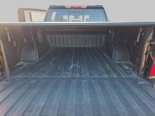 Used 2024 Chevrolet Silverado 1500 High Country image 14