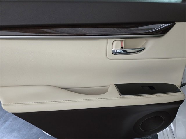 Used 2016 Lexus ES 350 image 19