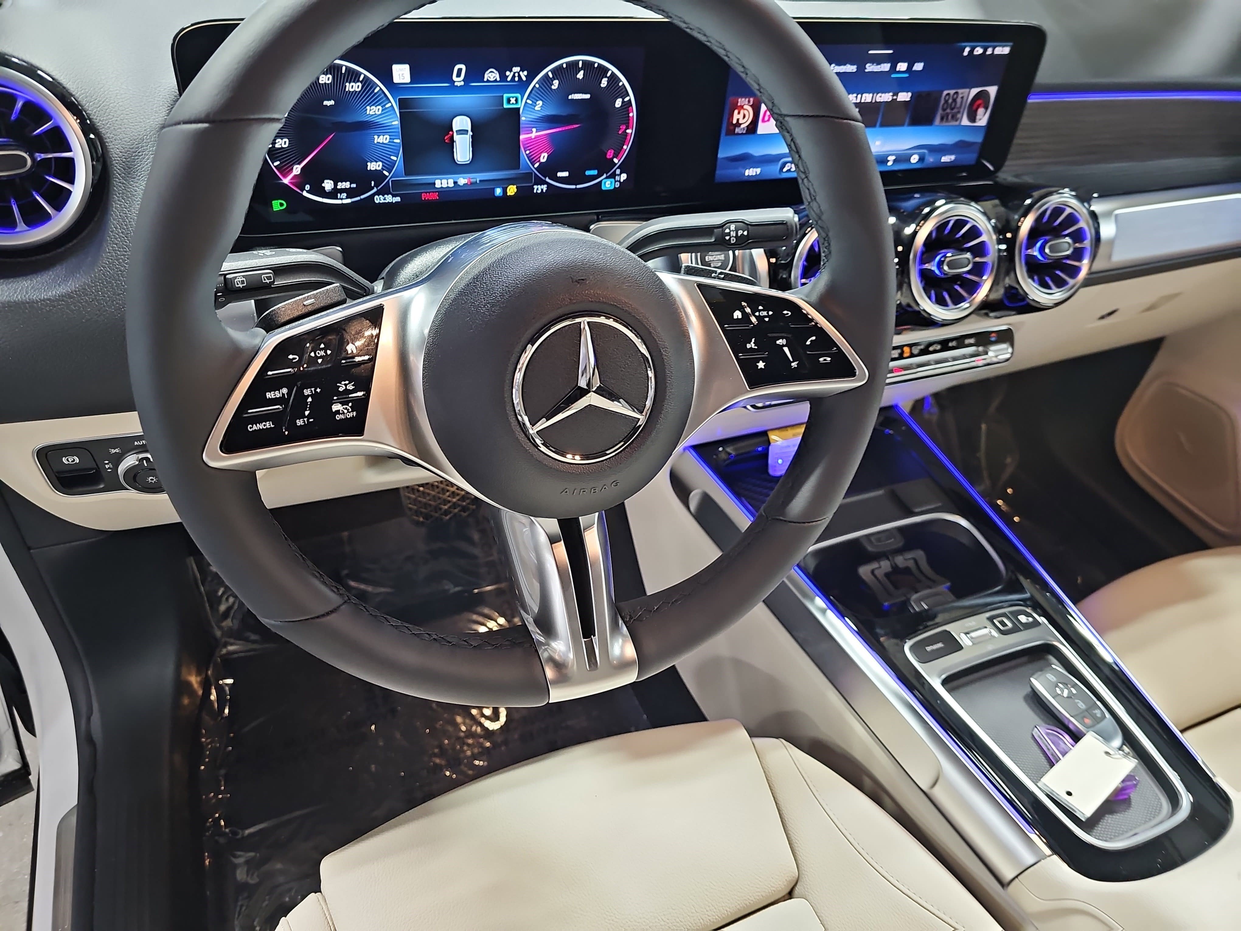 New 2026 Mercedes-Benz GLB 250 image 17