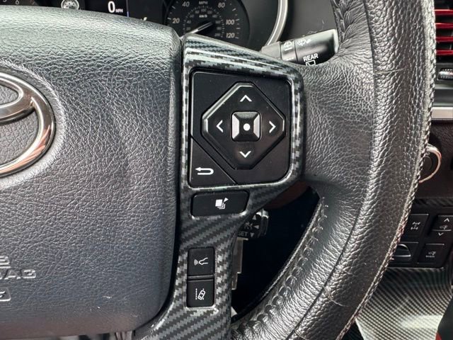 Used 2018 Toyota Sequoia Platinum AWD/4WD image 26
