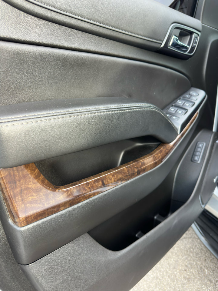 Used 2019 Chevrolet Tahoe LT image 17