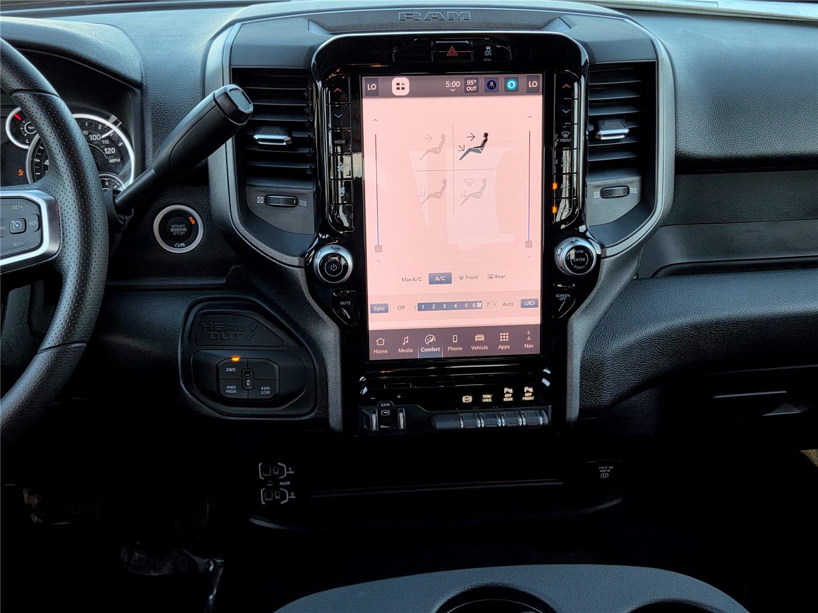 New 2026 RAM 2500 Tradesman AWD/4WD image 10