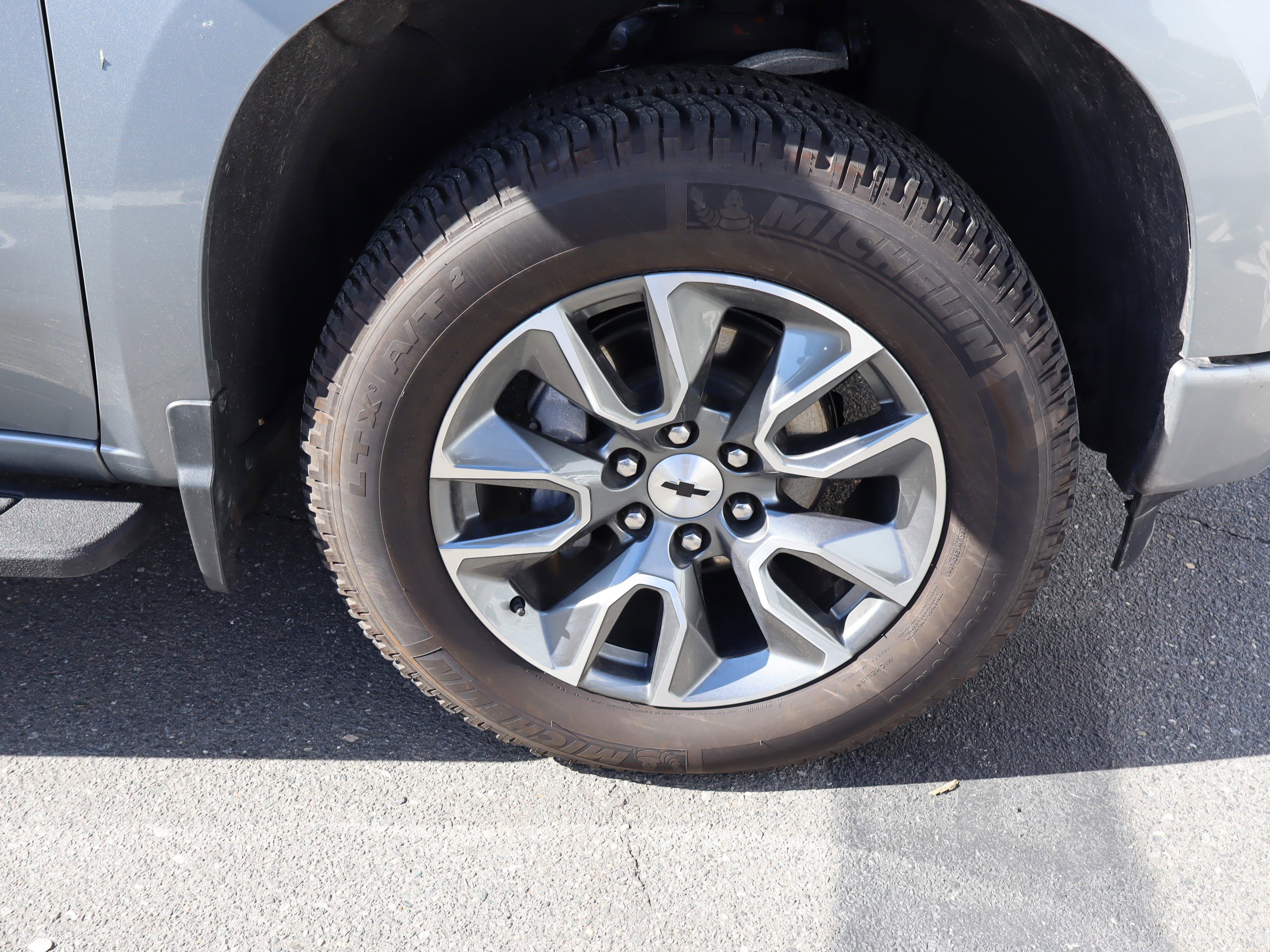 Used 2024 Chevrolet Silverado 1500 RST image 38