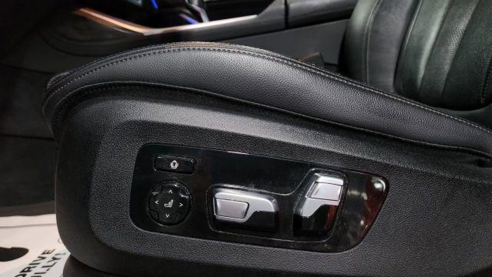 Used 2019 BMW X7 xDrive40i w/ Premium Package image 9