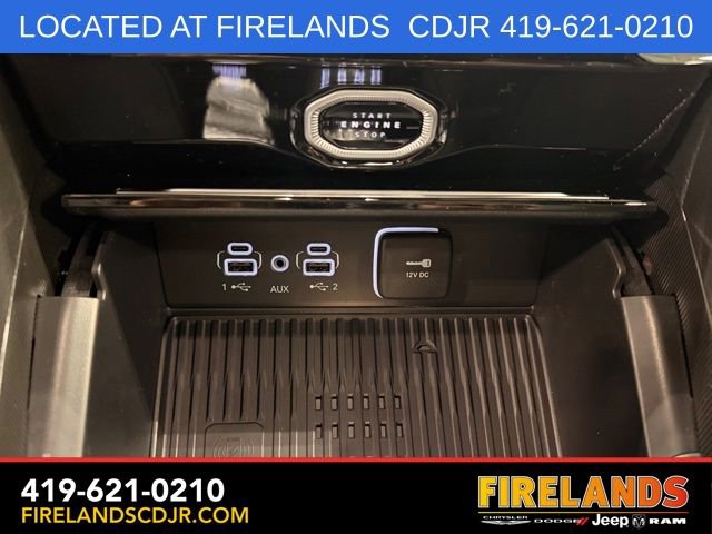 New 2026 Jeep Grand Cherokee Altitude AWD/4WD image 15