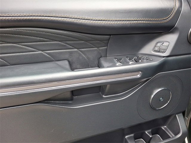 Used 2022 Ford Expedition Max Platinum image 13