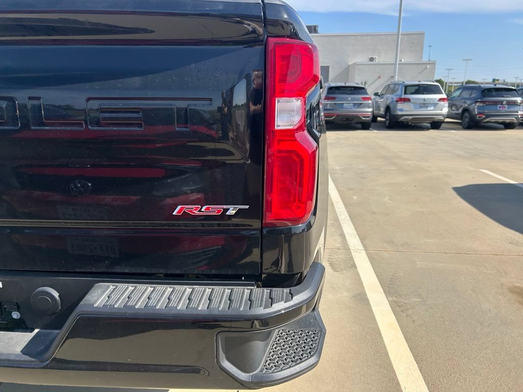 Used 2026 Chevrolet Silverado 1500 RST w/ RST Select Package RWD image 6