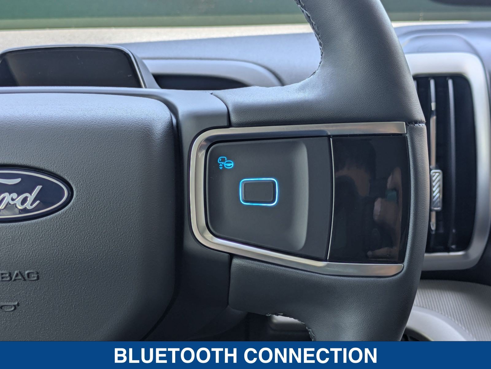 New 2026 Ford Expedition Active RWD image 32
