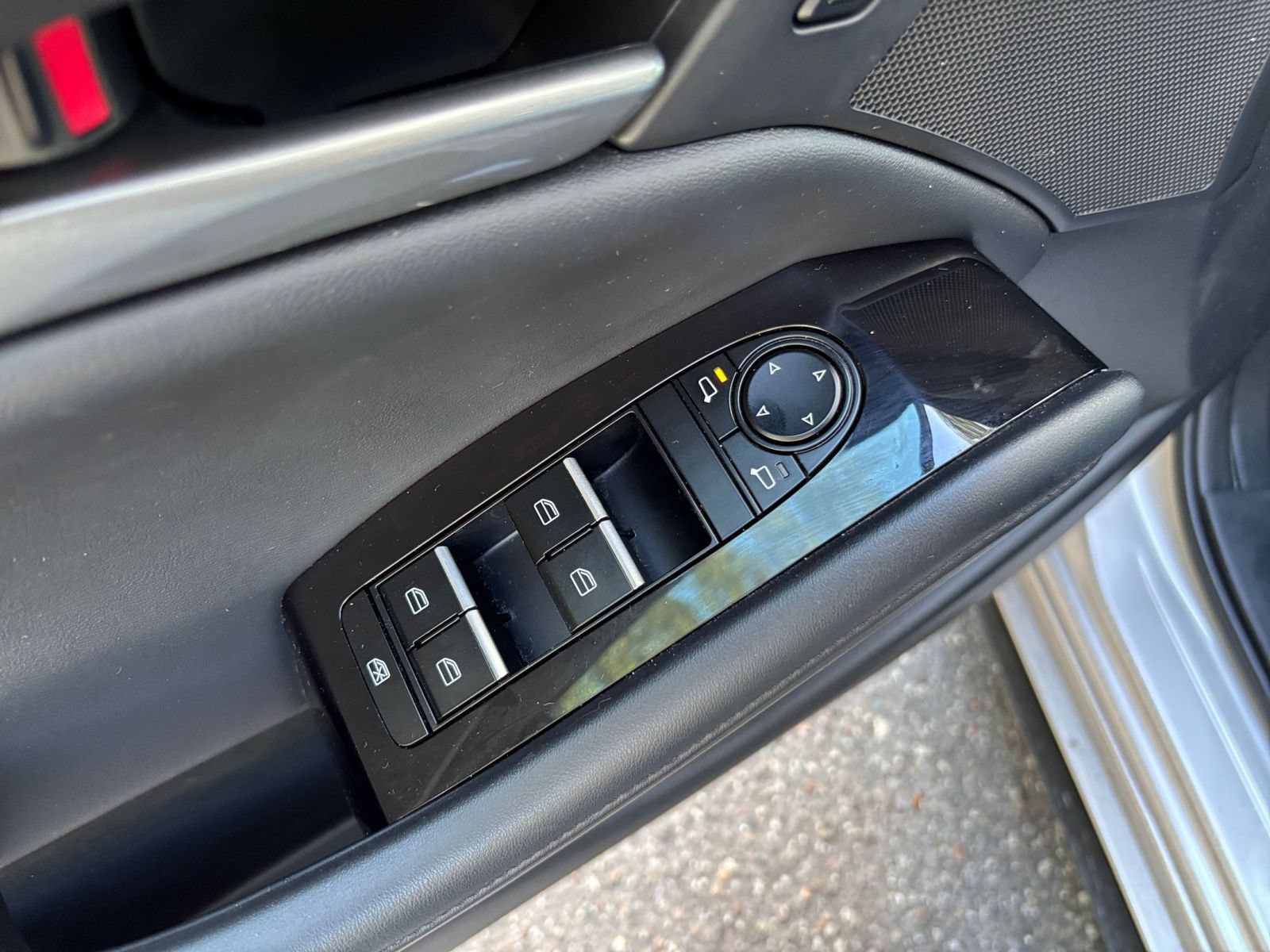 Used 2026 MAZDA MAZDA3 s FWD image 18