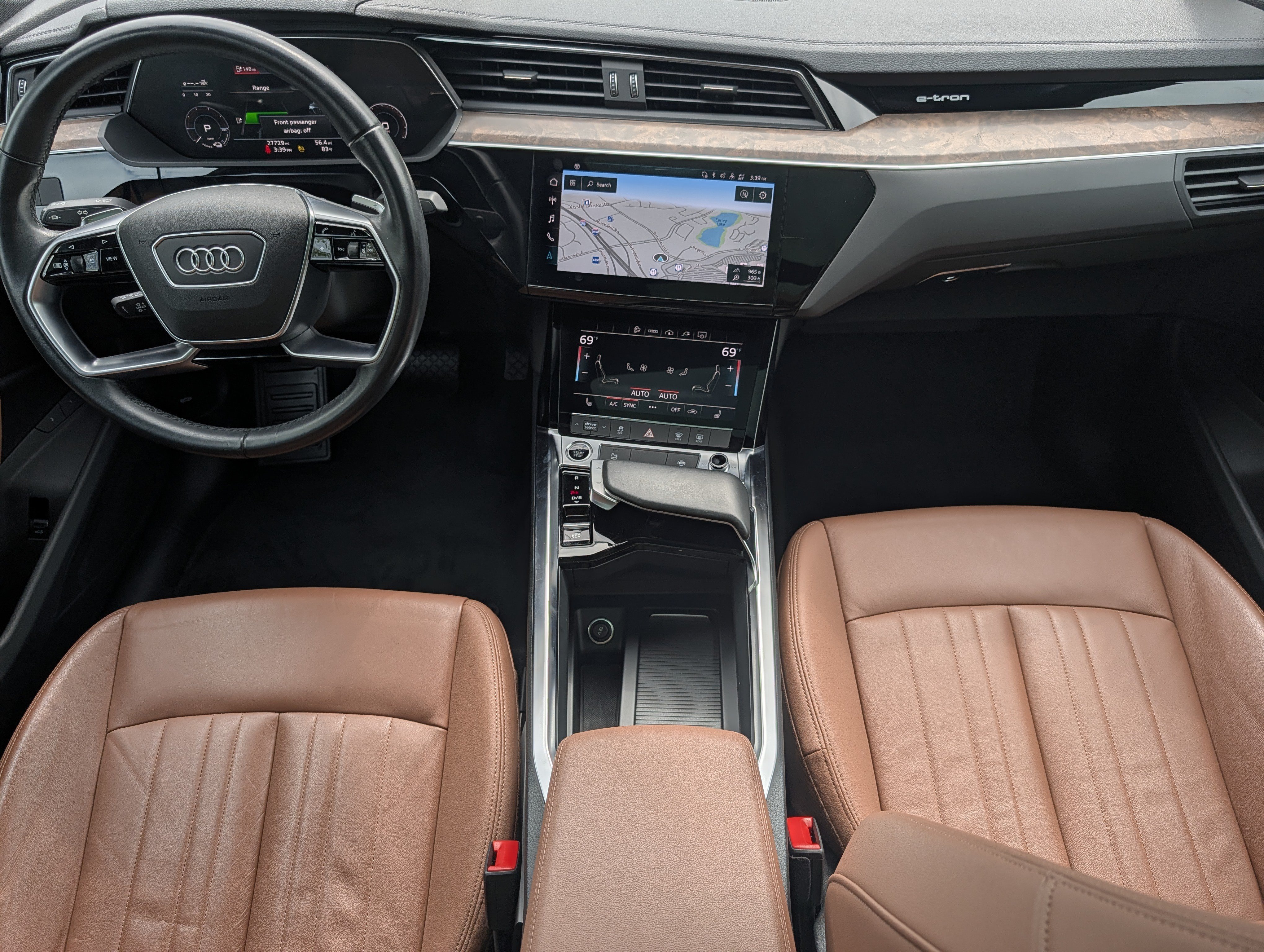 Used 2021 Audi e-tron Premium AWD/4WD image 10
