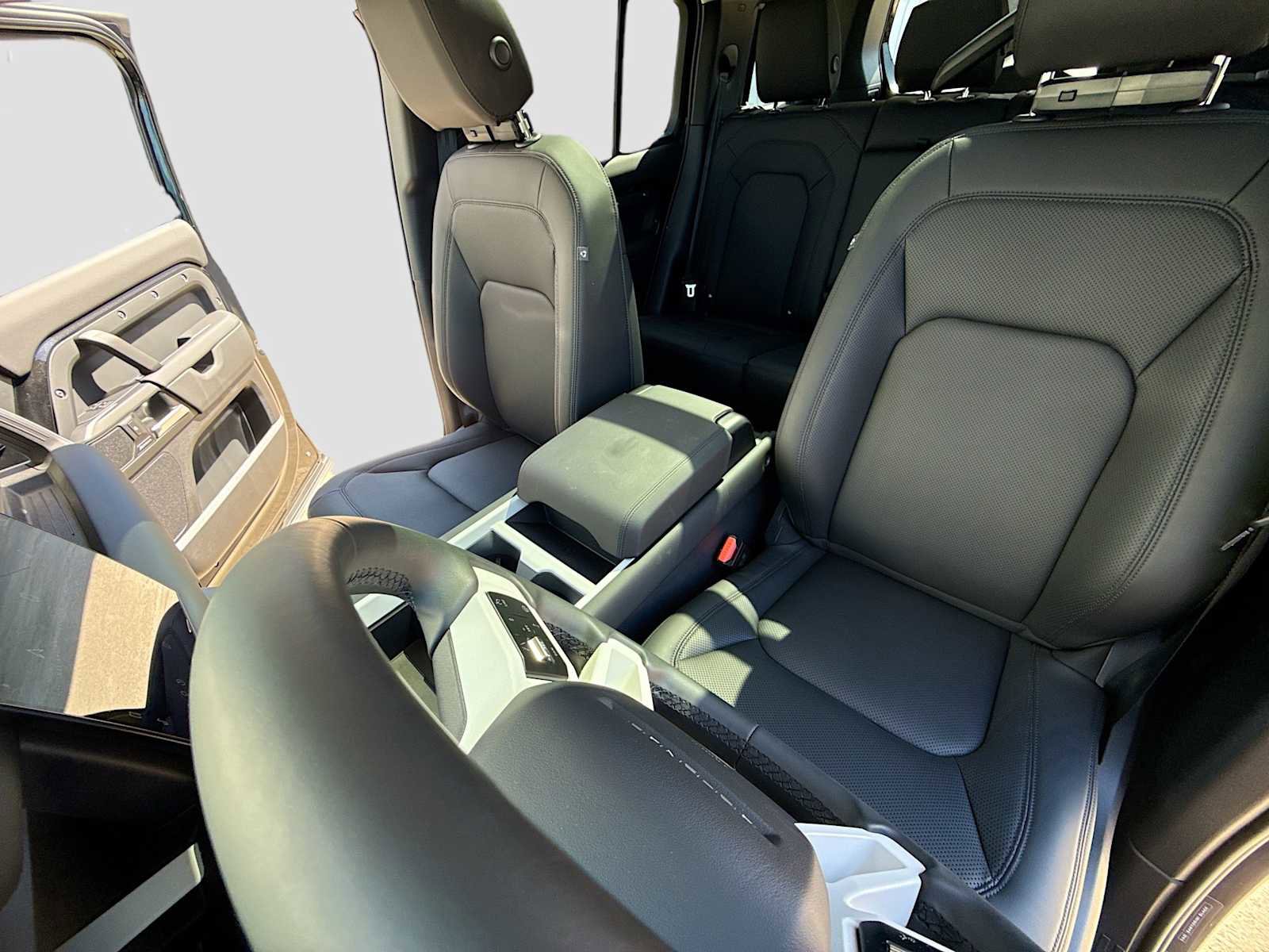 Certified 2025 Land Rover Defender 110 S image 14