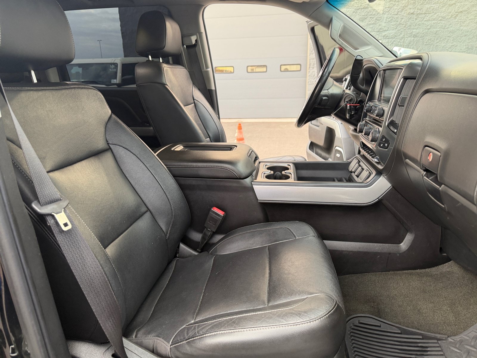 Used 2017 Chevrolet Silverado 3500 LTZ w/ Duramax Plus Package AWD/4WD image 30