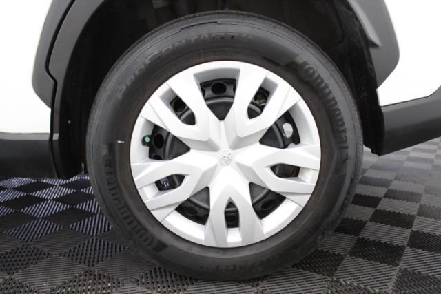 Used 2023 Toyota Corolla Cross L FWD image 7