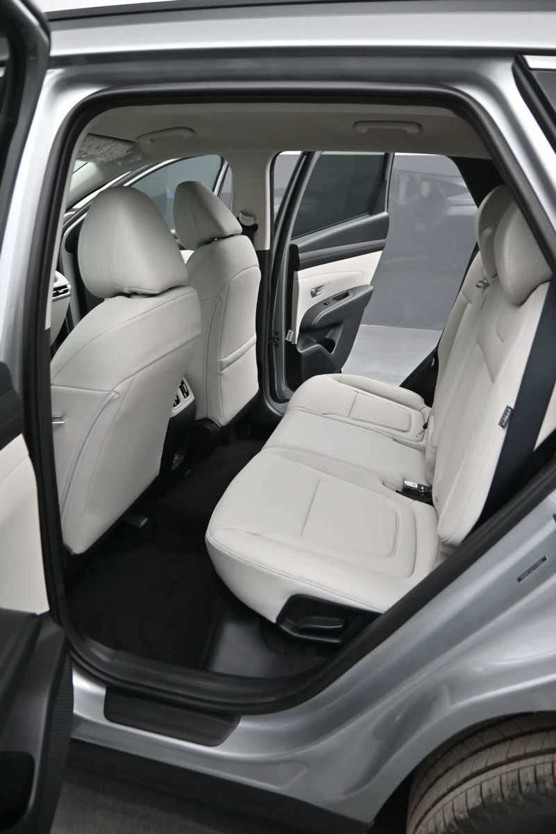 New 2026 Hyundai Tucson SEL Plus AWD/4WD image 15