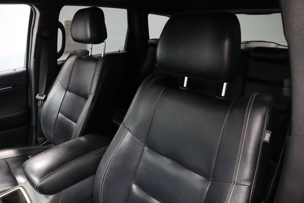 Used 2017 Jeep Grand Cherokee Limited image 26