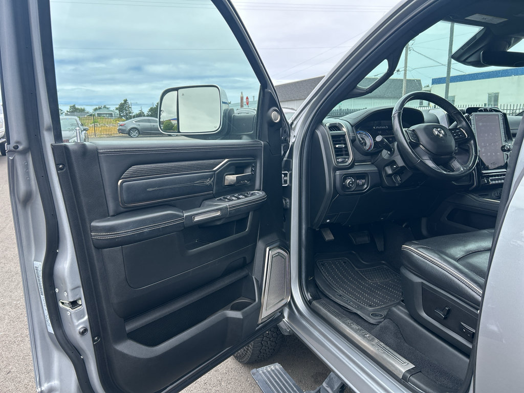 Used 2019 RAM 3500 Limited AWD/4WD image 42