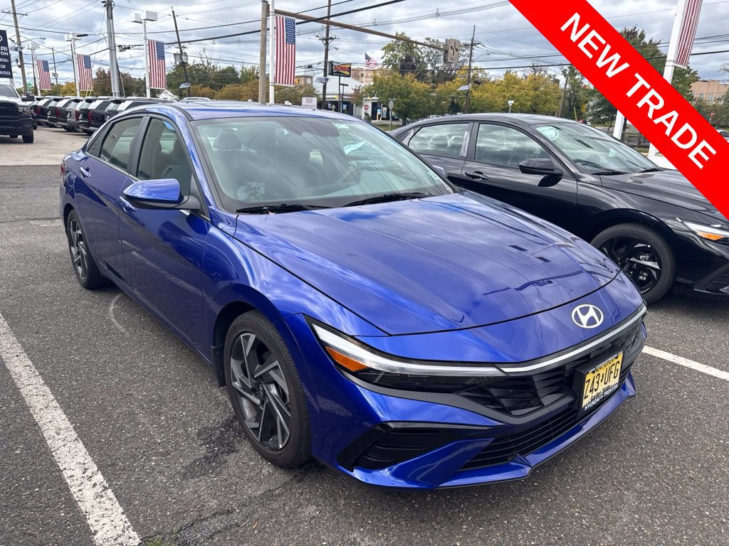 Certified 2024 Hyundai Elantra SEL w/ Convenience Package