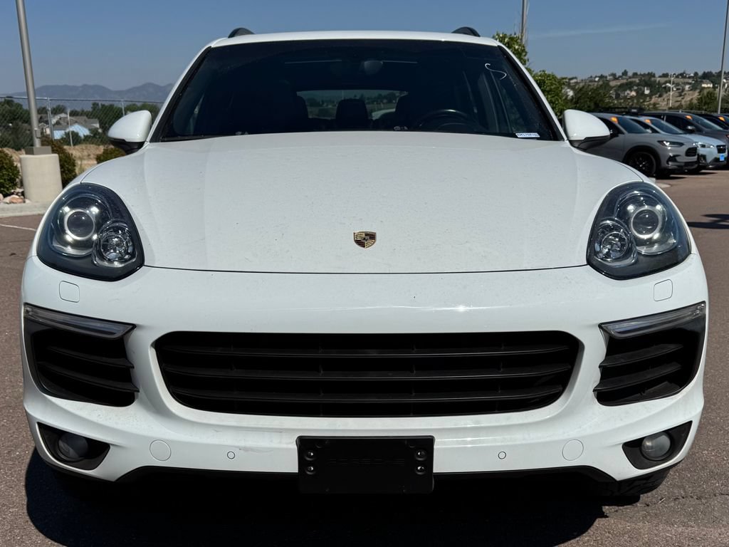 Used 2017 Porsche Cayenne S Platinum w/ Premium Package (PJW) AWD/4WD image 2