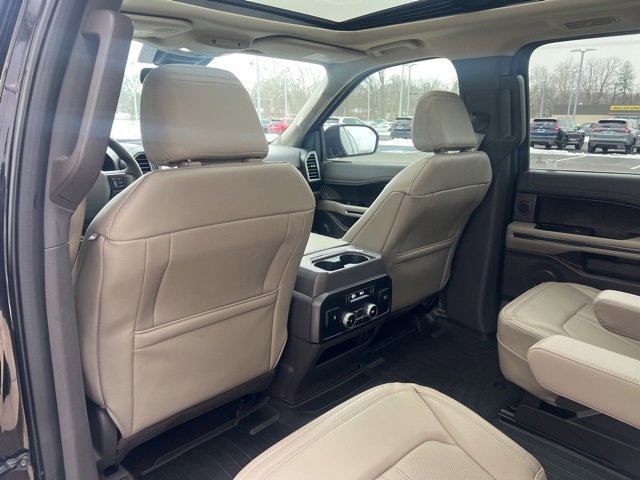 Used 2021 Ford Expedition Limited image 26