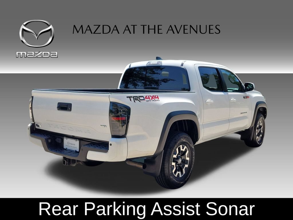 Used 2022 Toyota Tacoma TRD Off-Road w/ Technology Package AWD/4WD image 4