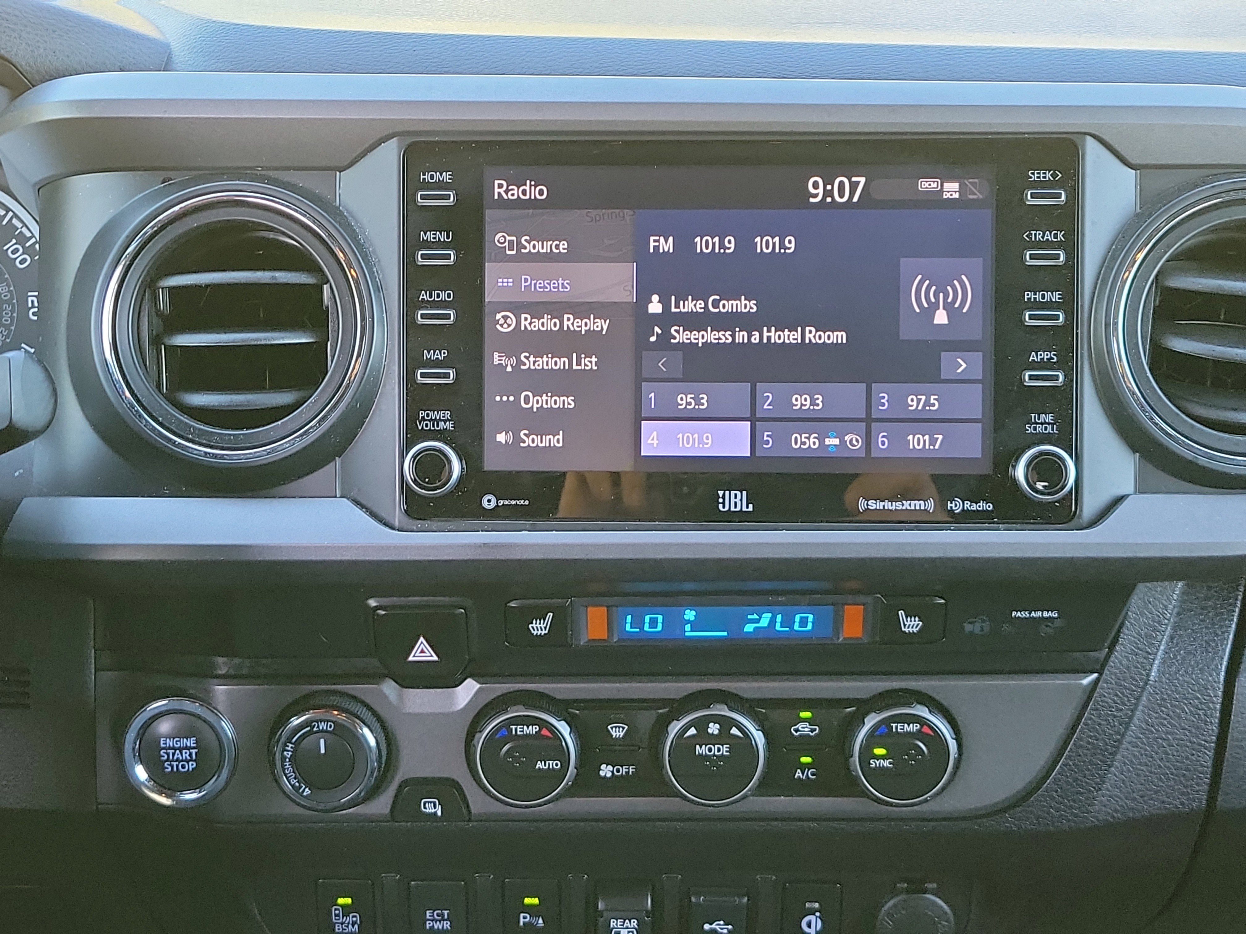 Used 2023 Toyota Tacoma TRD Pro AWD/4WD image 25