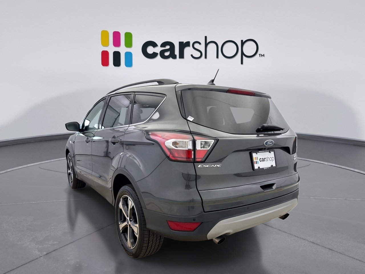 Used 2018 Ford Escape SEL w/ Ford Safe & Smart Package AWD/4WD image 3