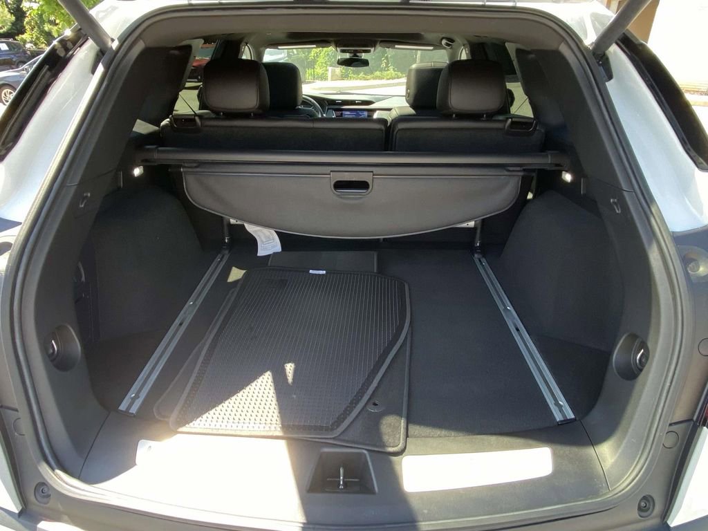 Certified 2023 Cadillac XT5 Premium Luxury FWD image 10