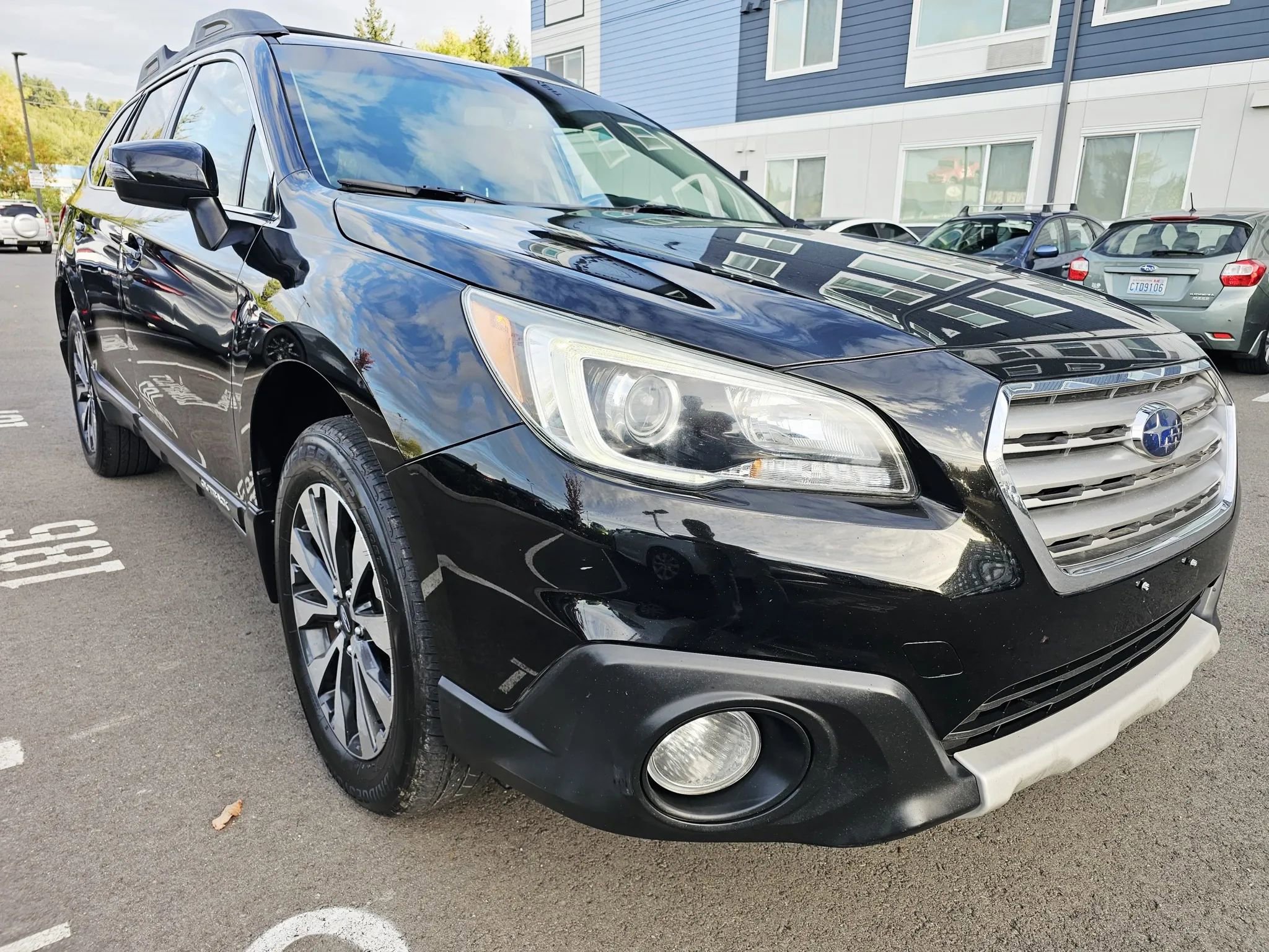 Used 2015 Subaru Outback 2.5i Limited image 7
