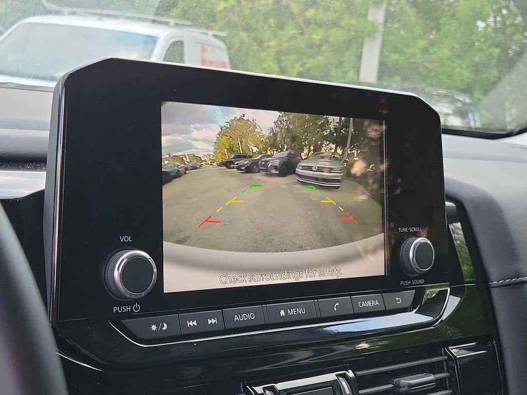 New 2025 Nissan Pathfinder SV image 32