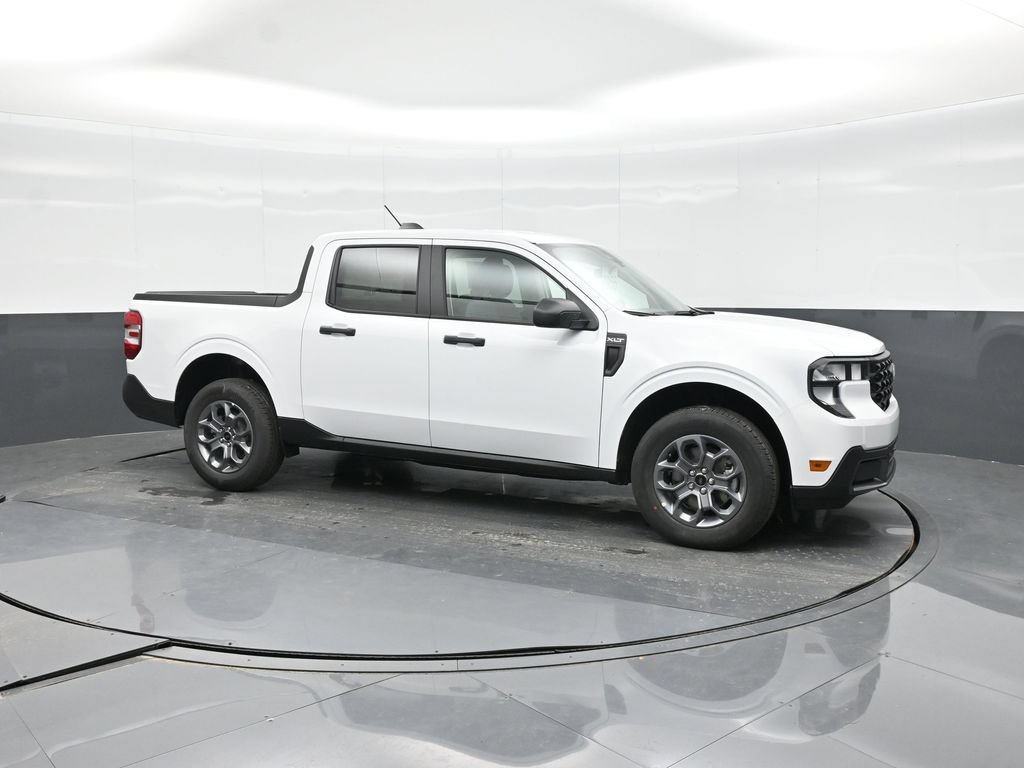 New 2026 Ford Maverick XLT FWD image 10