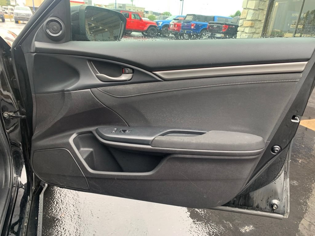 Used 2019 Honda Civic EX image 32