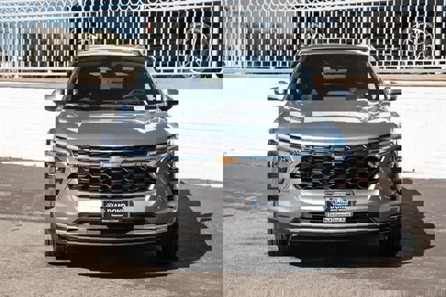 Used 2026 Chevrolet Trax LT w/ Driver Confidence Package image 39