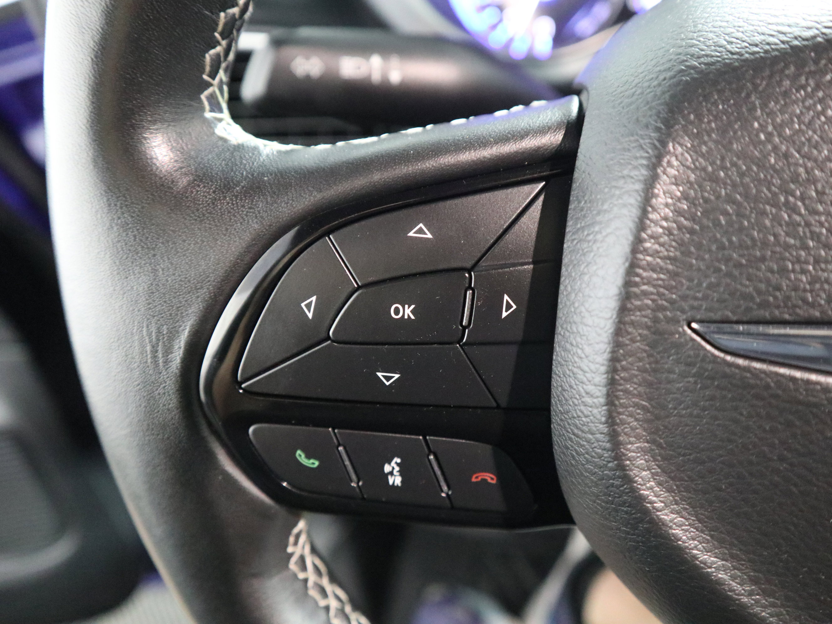 Used 2020 Chrysler Pacifica Touring w/ S Appearance Package image 27