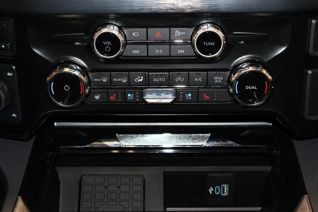 New 2025 Ford F350 Lariat w/ Lariat Ultimate Package image 26
