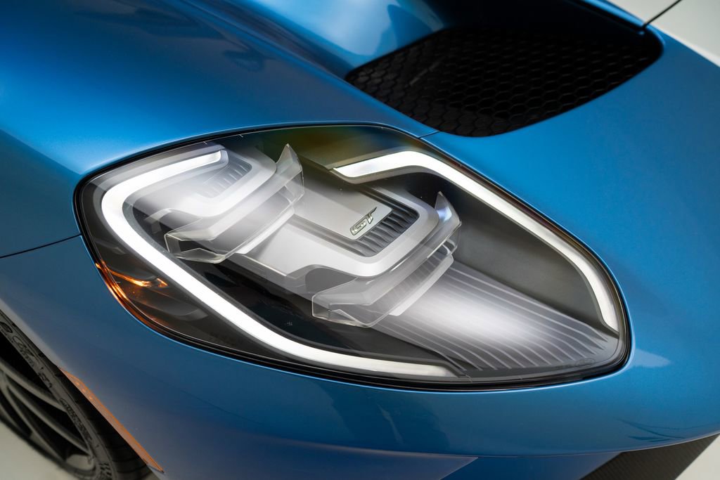 Used 2019 Ford GT RWD image 57