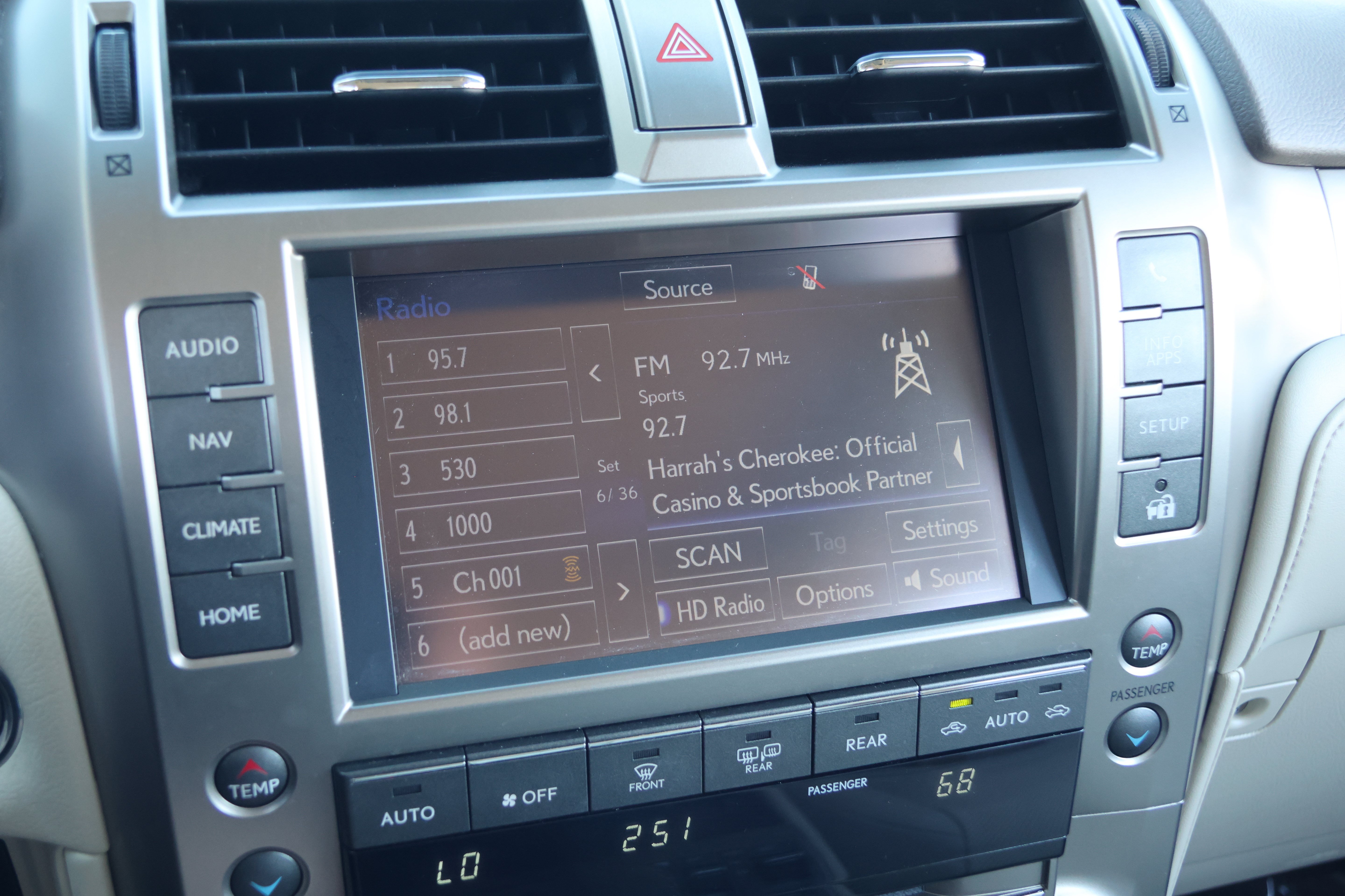 Used 2019 Lexus GX 460 Premium AWD/4WD image 21