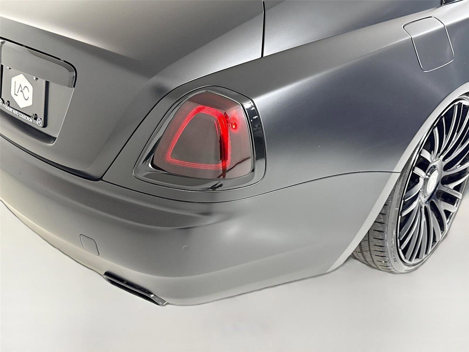 Used 2014 Rolls-Royce Wraith image 36