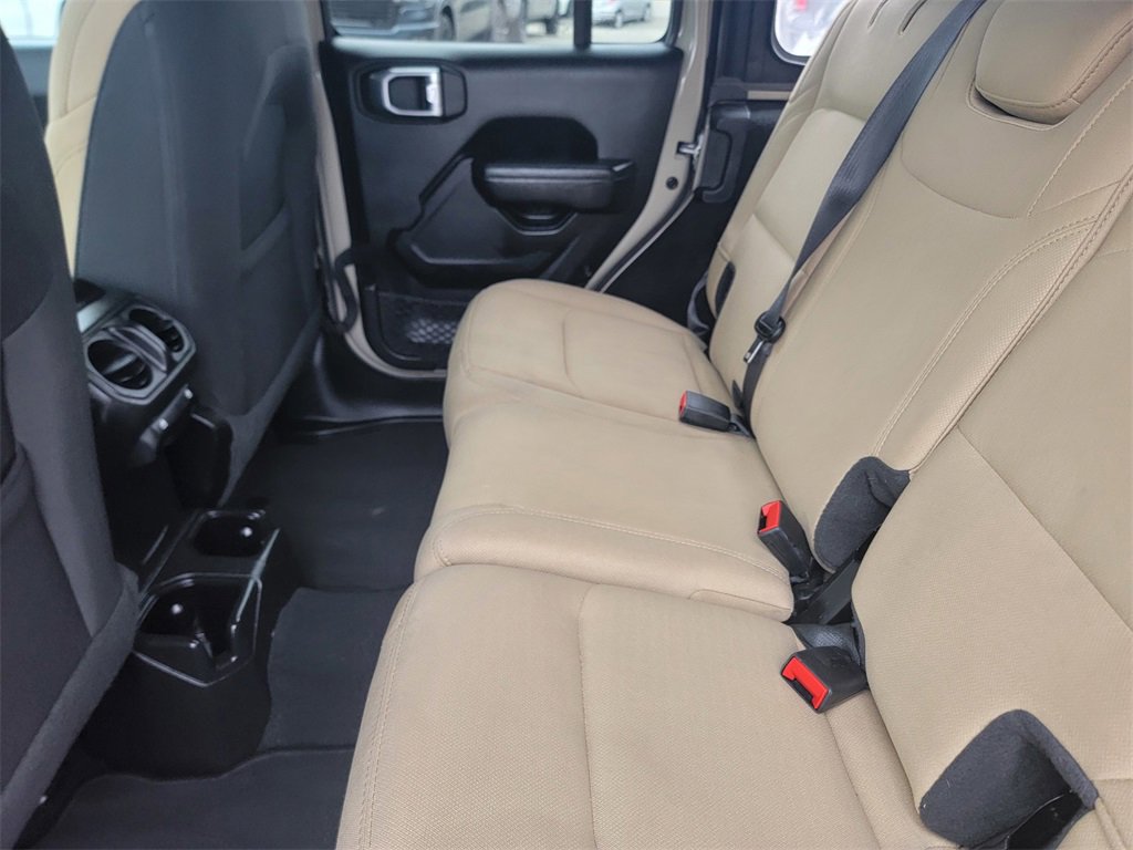 Used 2022 Jeep Wrangler Unlimited Sport image 16