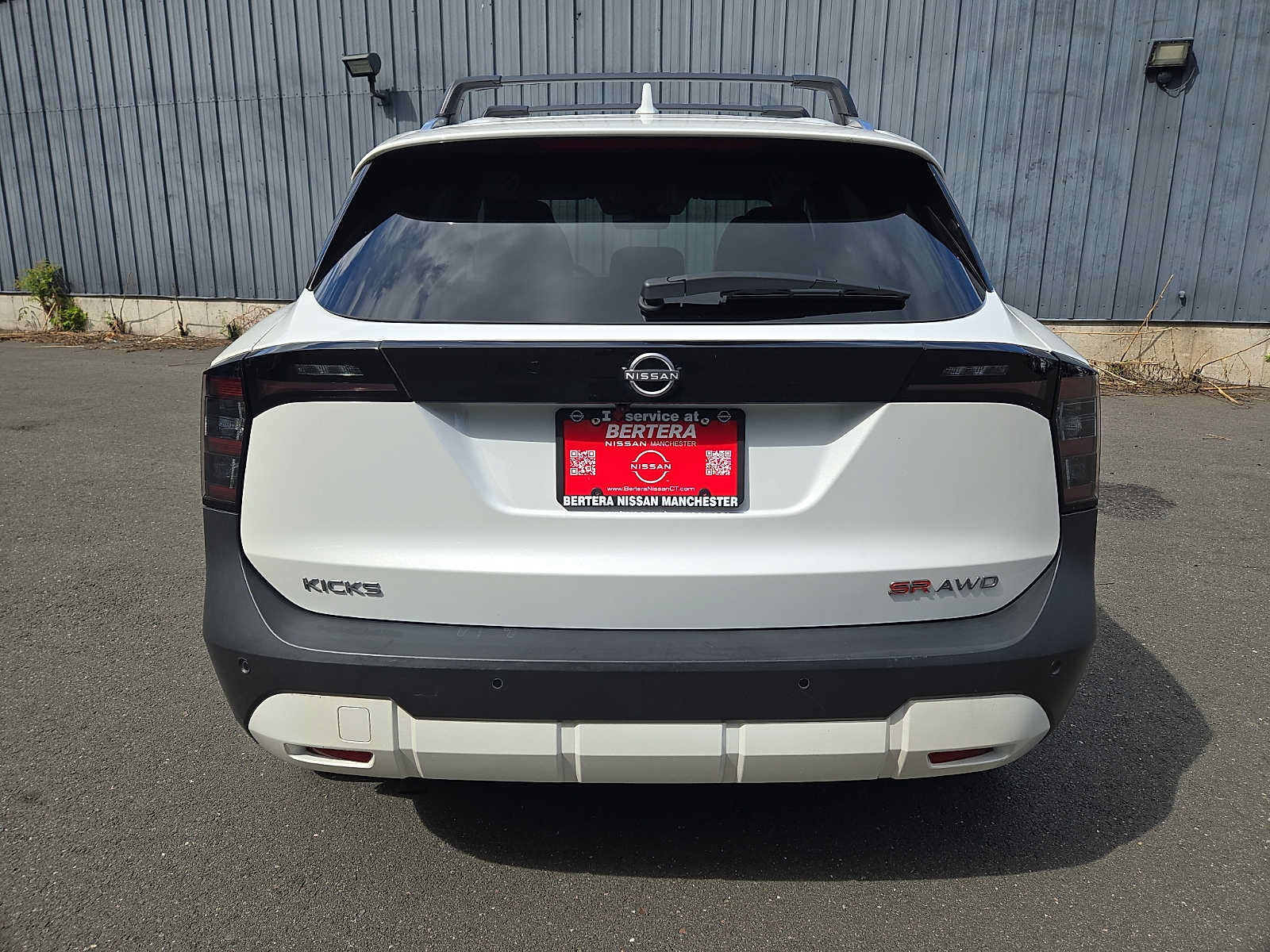 Certified 2025 Nissan Kicks SR w/ Illumination Package AWD/4WD image 5