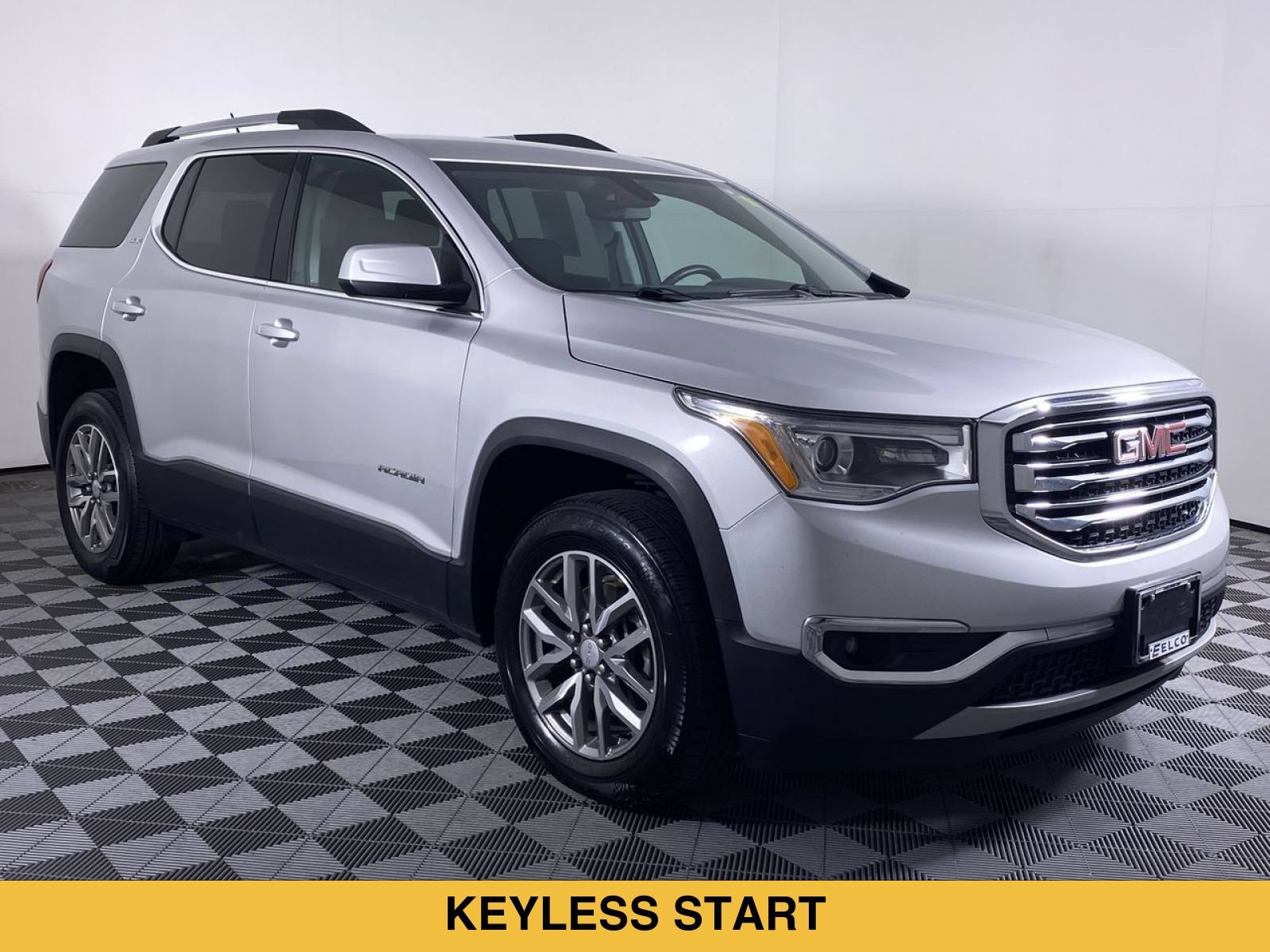 Used 2018 GMC Acadia SLE AWD/4WD image 19