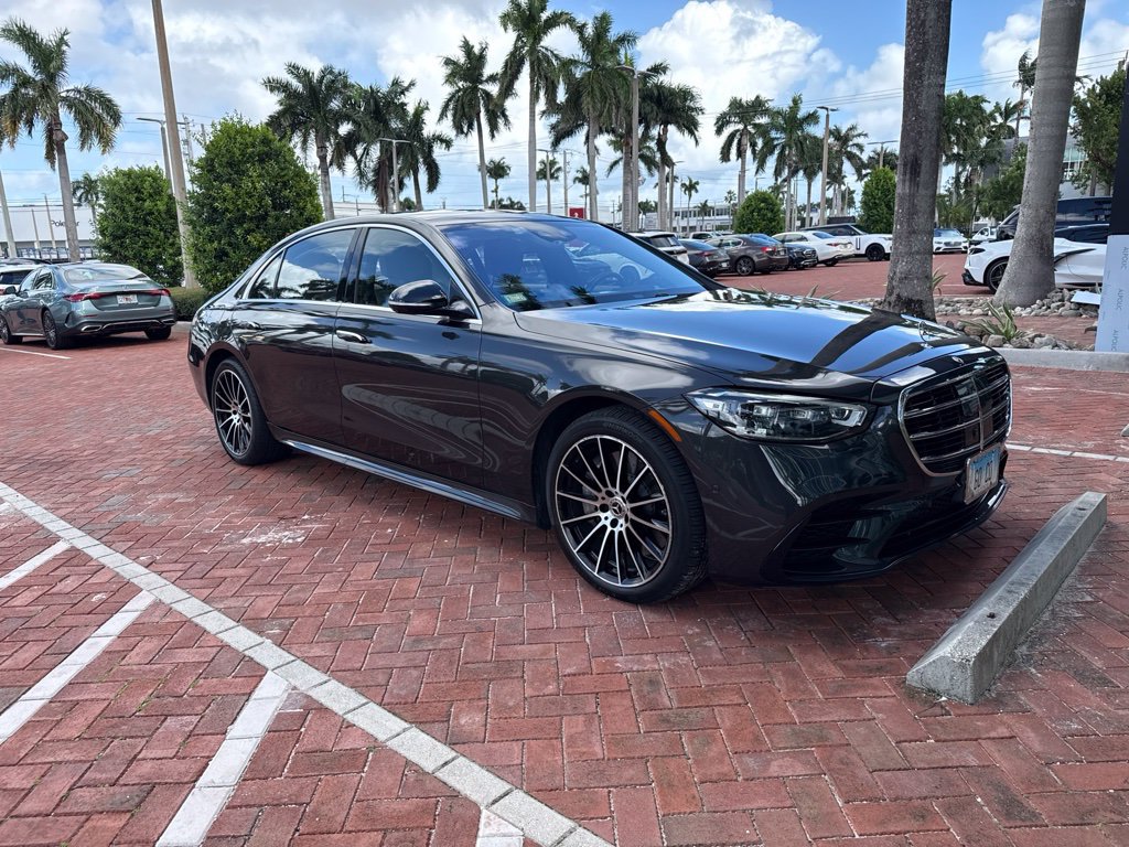 Used 2021 Mercedes-Benz S 580 4MATIC Sedan image 1