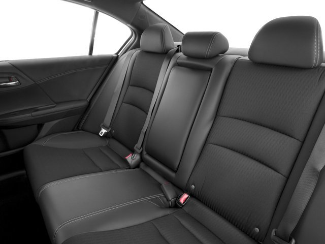 Used 2017 Honda Accord Sport image 15