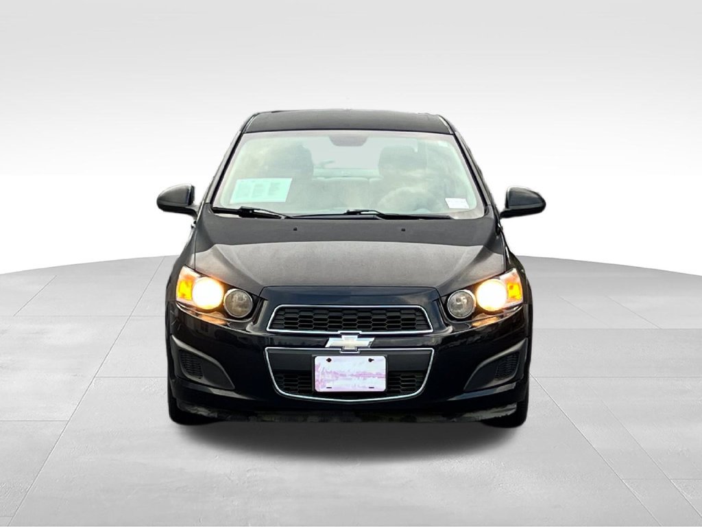 Used 2012 Chevrolet Sonic LT FWD image 2