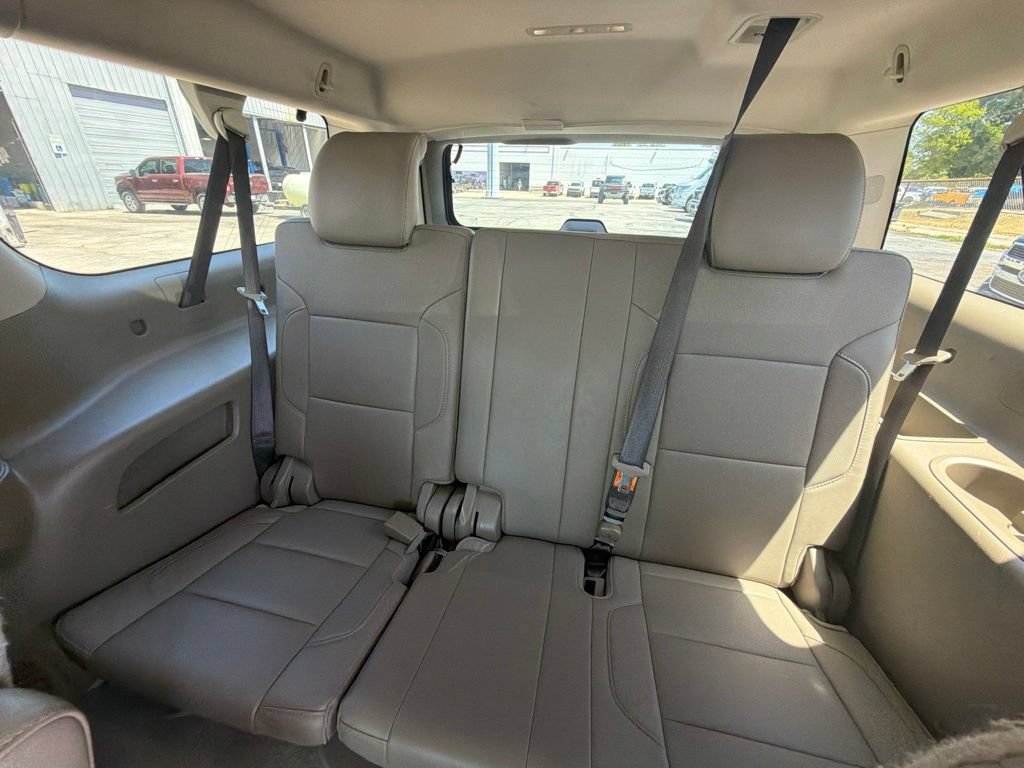 Used 2020 Chevrolet Suburban Premier w/ RST 6.2L Performance Edition AWD/4WD image 39