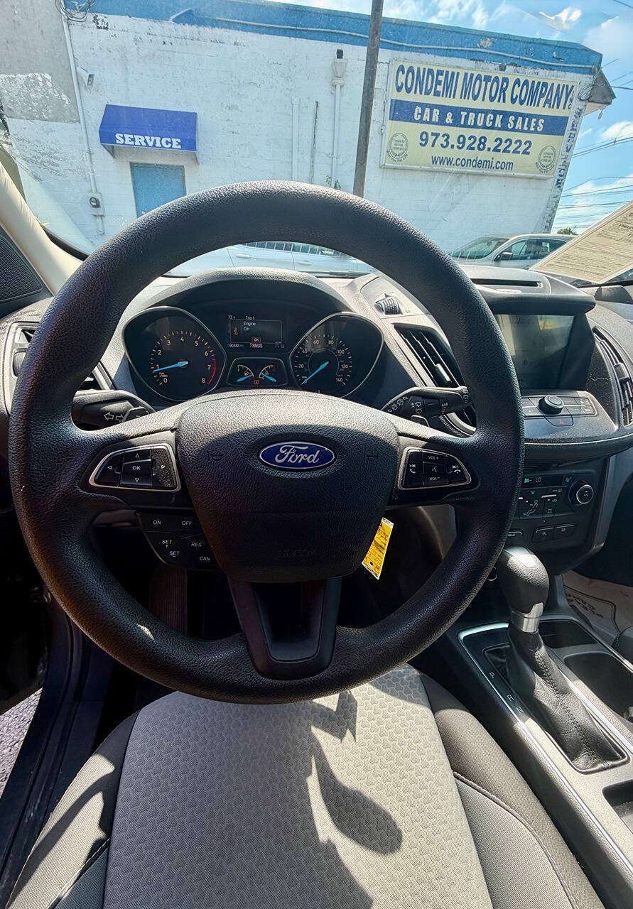 Used 2017 Ford Escape SE w/ Equipment Group 201A AWD/4WD image 18