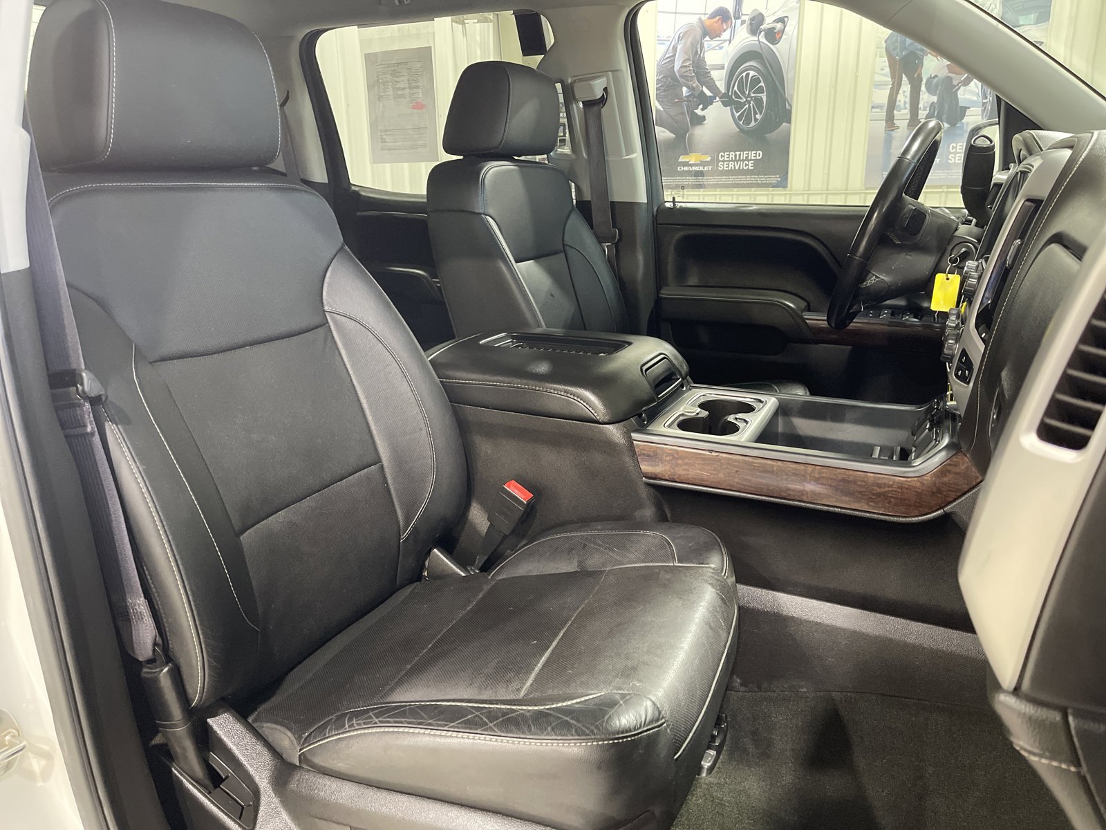 Used 2017 GMC Sierra 1500 SLT w/ SLT Premium Package image 18