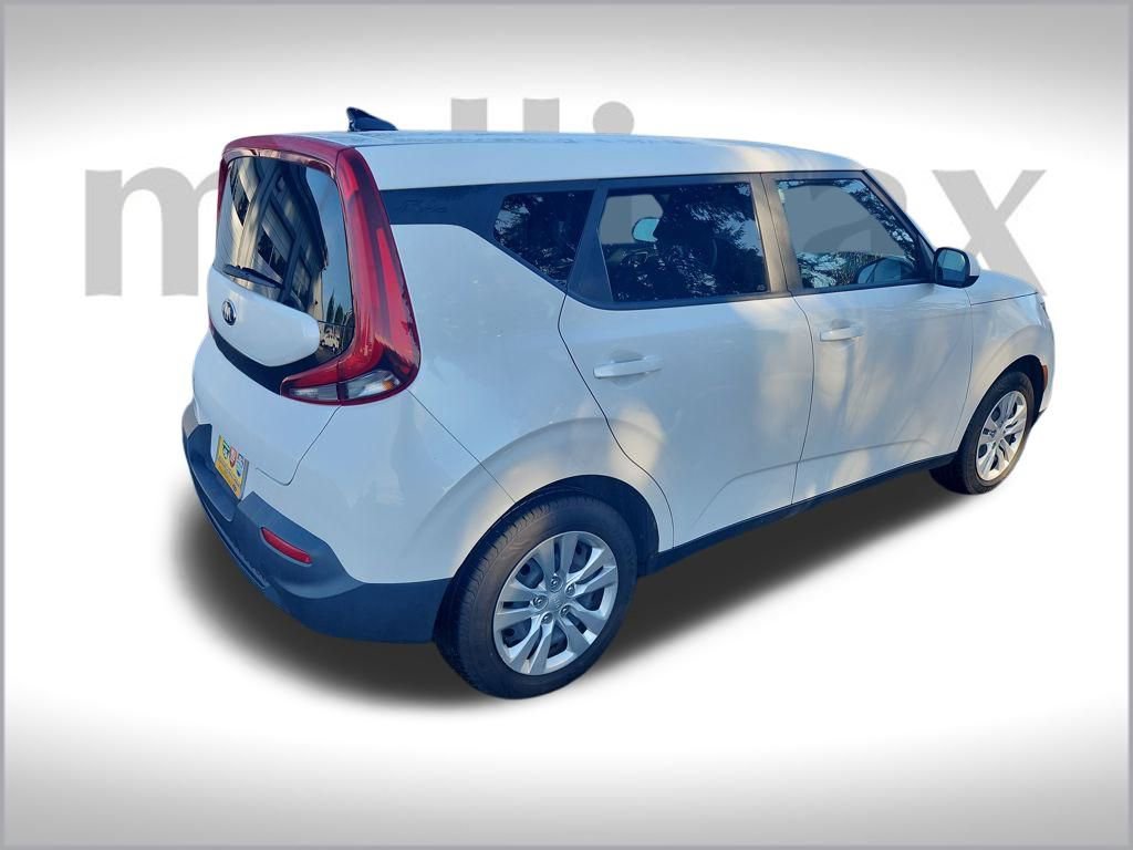 Used 2020 Kia Soul LX image 32