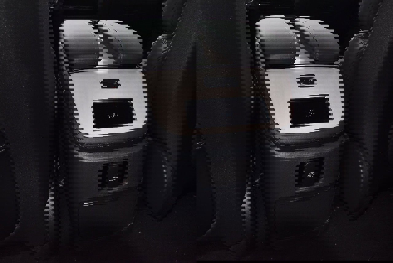 New 2025 Lincoln Navigator Reserve w/ Jet Appearance Package image 26